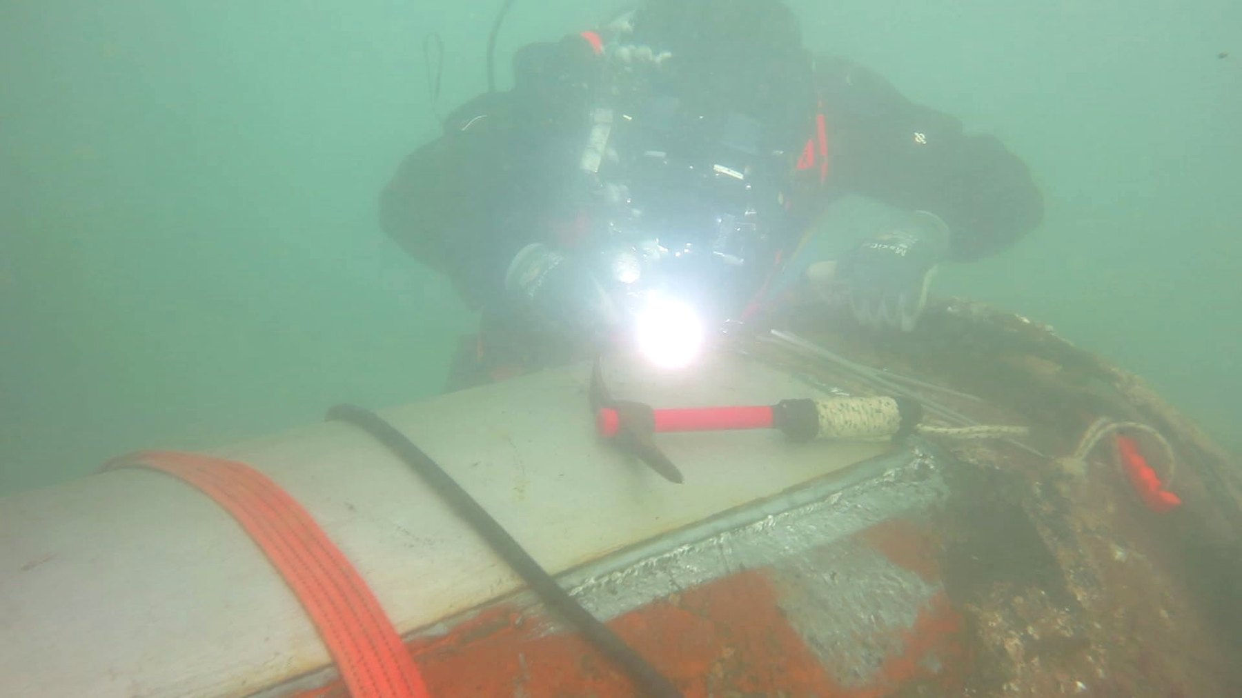 Soudure sous-marine sur la ligne